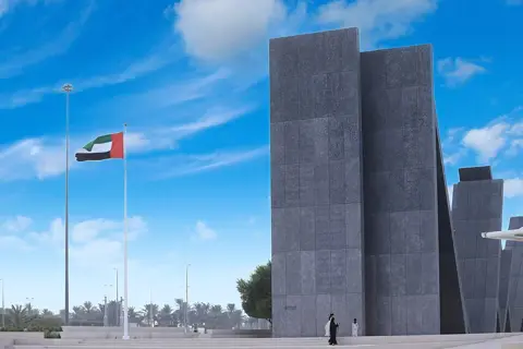 واحة الکرامہ — یادگار کی عوامی جگہوں کا ایک وزیٹر کی نظر سے منظر۔