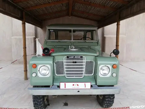 تاریخی Land Rover کی نمائش امارت کے ماضی کا ذاتی پہلو پیش کرتی ہے۔