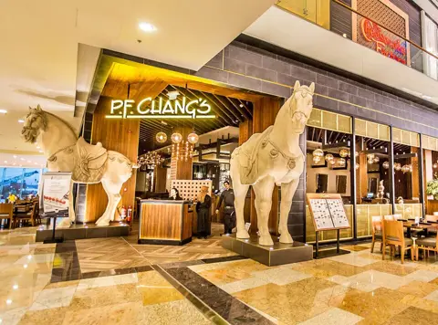 A restaurant entrance beside the mall’s dining terraces
