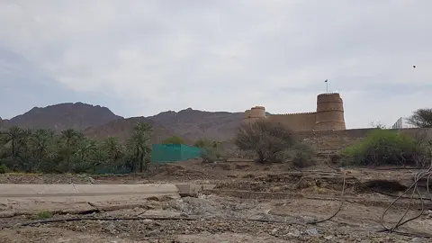 وادی حام سے قلعے کا وادی میں مقام واضح ہوتا ہے۔