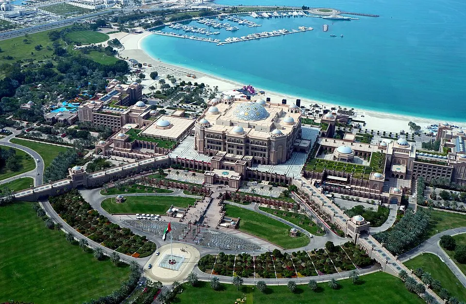 Emirates Palace Mandarin Oriental hotel exterior