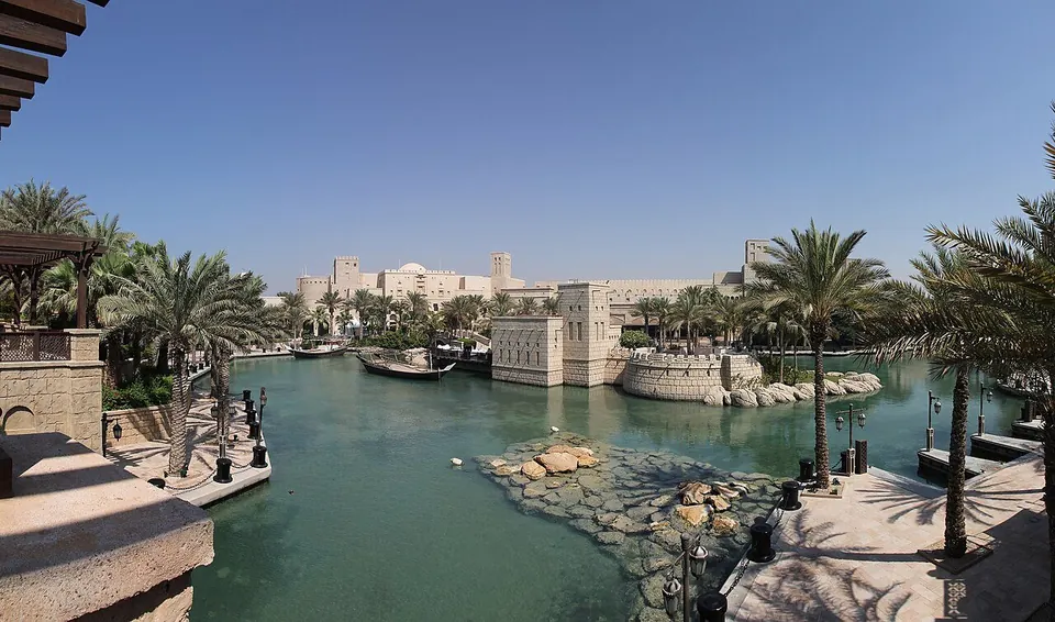 دبئی میں سوق مدینۃ جمیرا